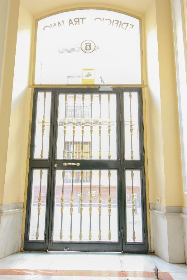 Apartamento Trajano Seville Exterior photo